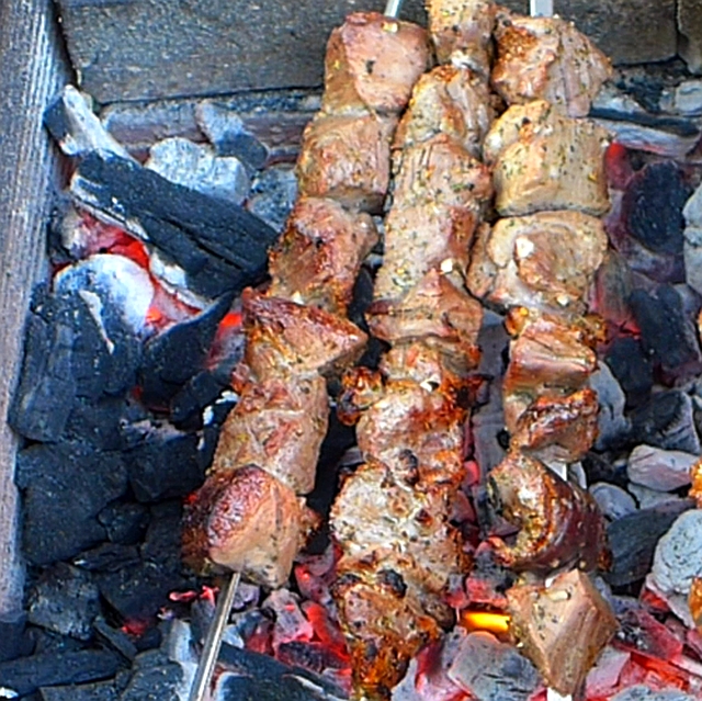 How to Grill fillet steak on Skewers