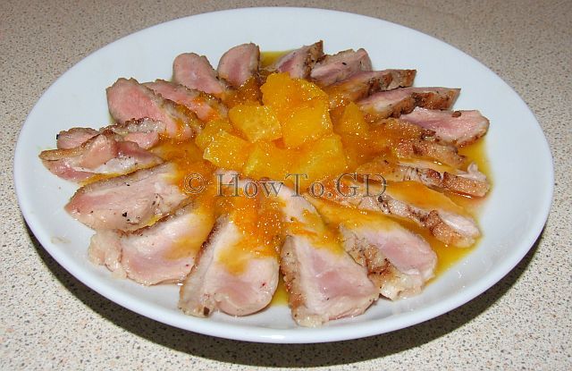 How to make duck magret with orange sauce
