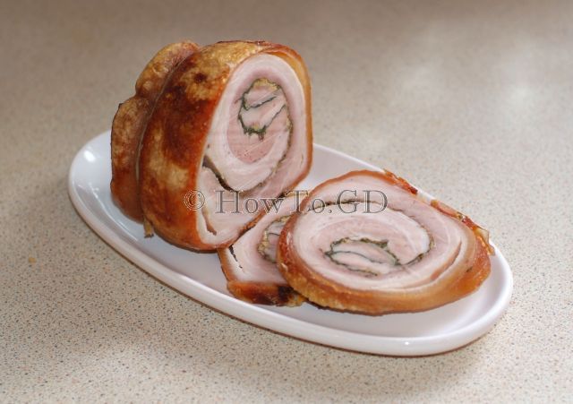 How to make rolled belly pork stuffed with chicken